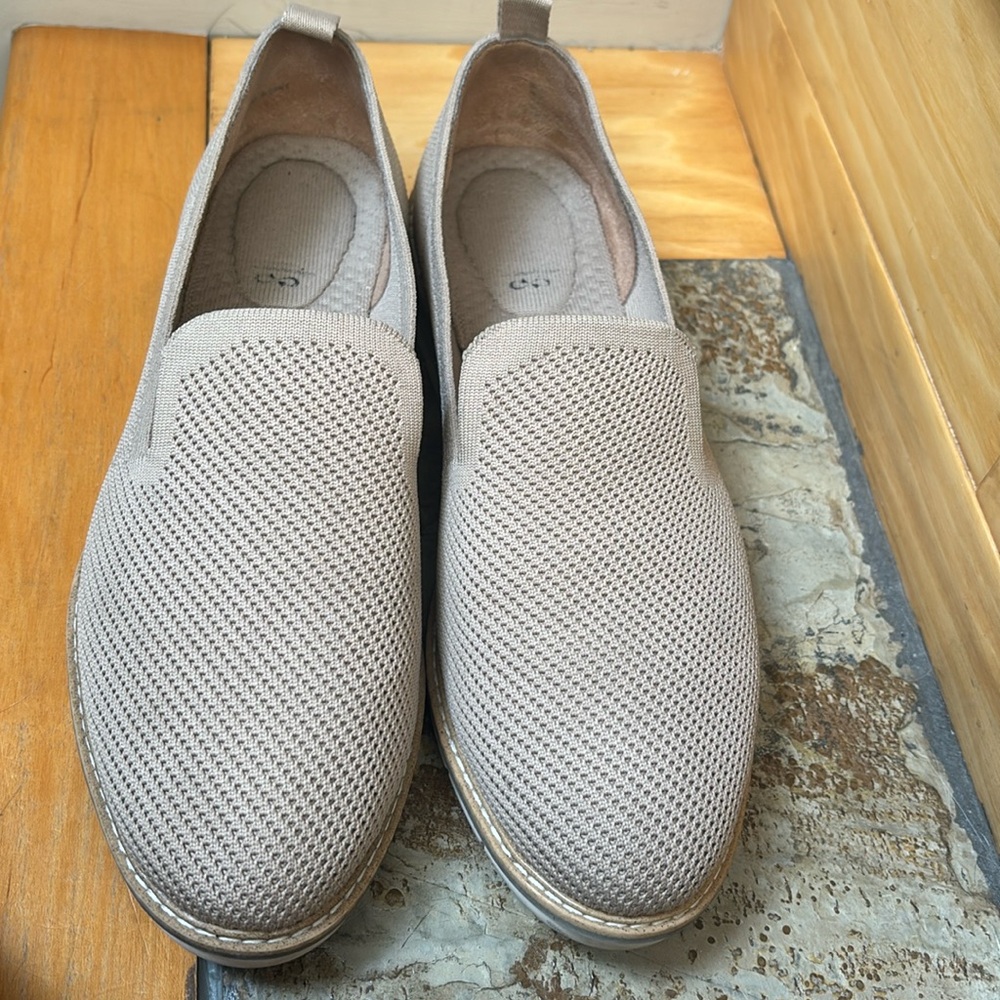 Kelly & Katie Aerin Sport loafers, size 9.5.Taupe colour